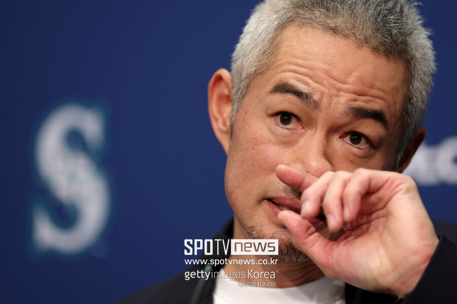 "이치로 안 뽑은 멍청이, 앞으로 나와" 美 저명기자도 화났다…단 1표로 만장일치 좌절 '침통'