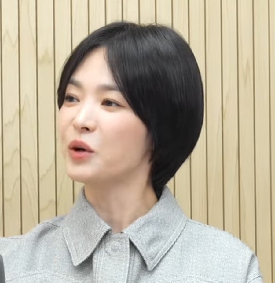 송혜교 '핫하다 핫해'…'브이로그' 이어 '비밀보장'까지 '인급동'