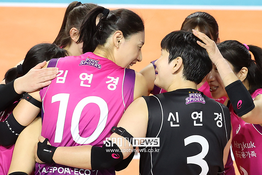 [포토S] 김연경-신연경, '기뻐하는 투연경'