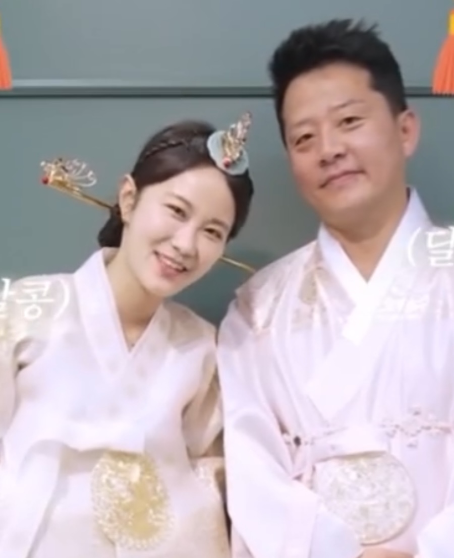 '결혼' 김지민♥김준호, 한복 입고 설 인사 "예쁘게 봐주세요"