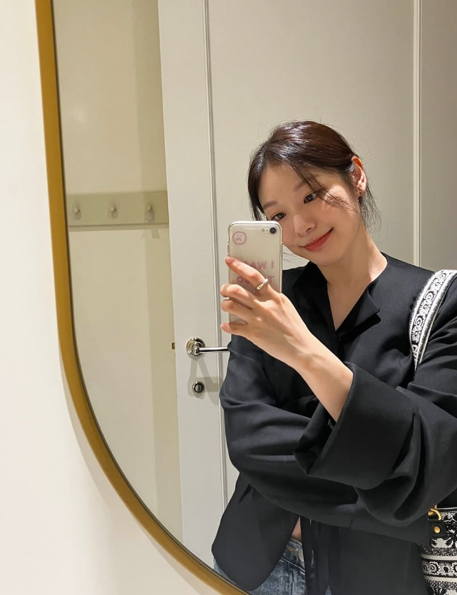 김연아, '♥고유림' 전역 앞두고 신혼집 내부 살짝 공개 '한강뷰'