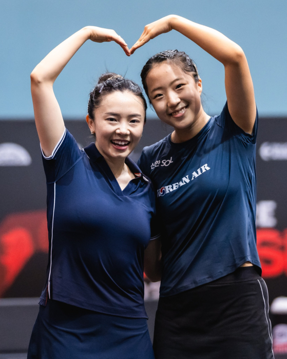 신유빈-전지희, 라스트 포옹과 하트…영혼의 파트너 → 운명의 맞대결, 신유빈 3-0 승리
