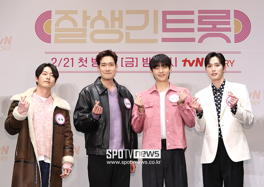 [포토S] 장혁-정겨운-현우-김준호, '잘생긴 트롯, 기대하세요!'