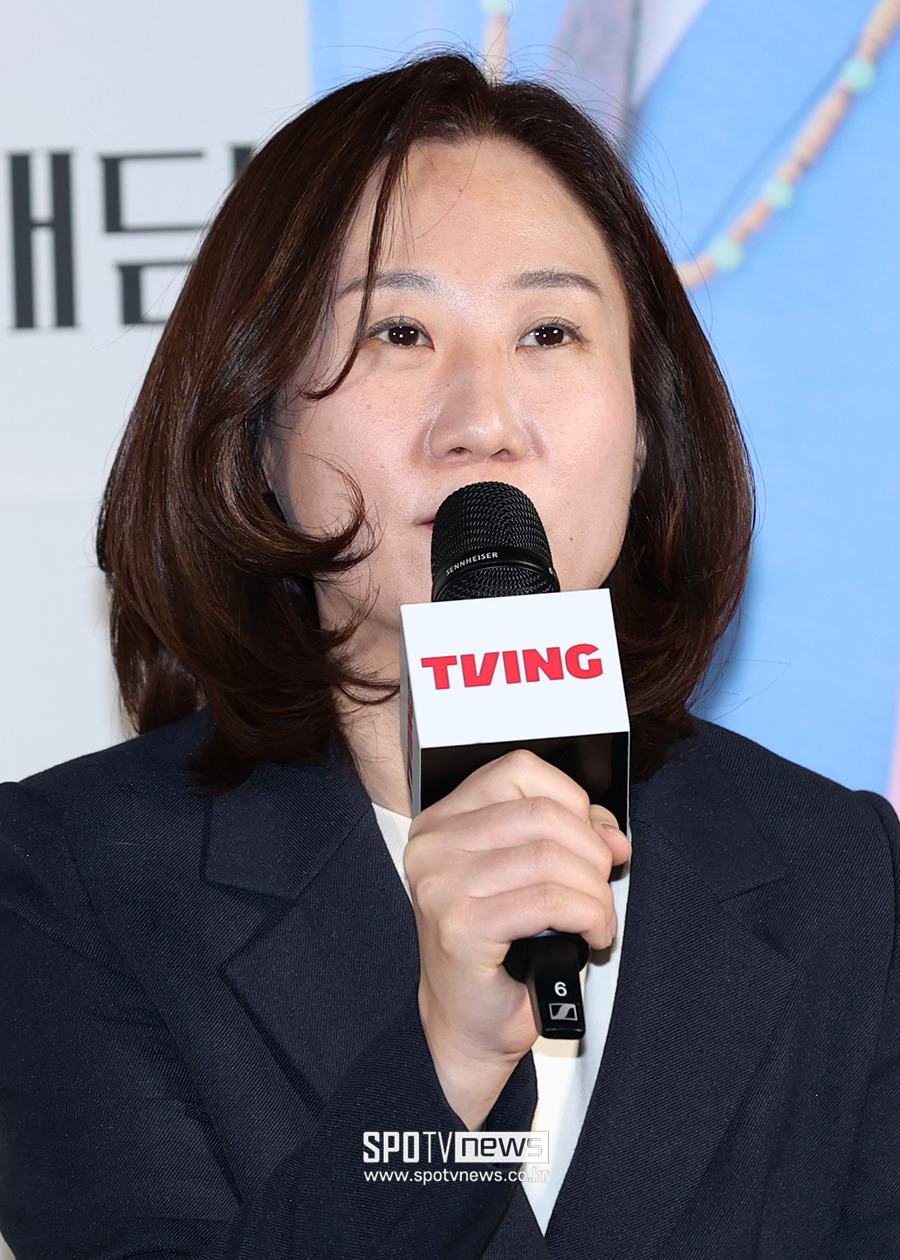 [포토S] 인사말 하는 이광영 감독