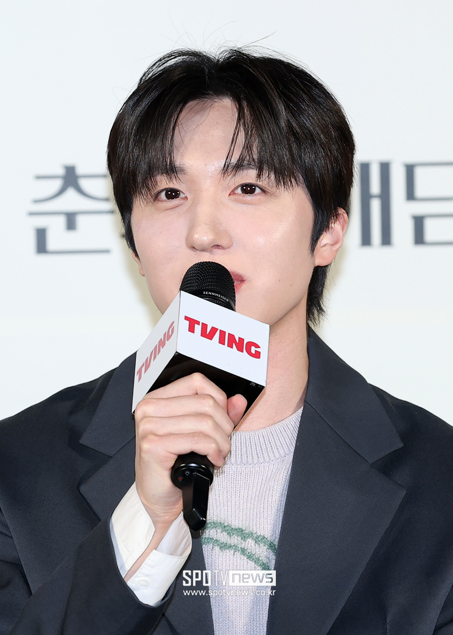 [포토S] 인사말 하는 강찬희