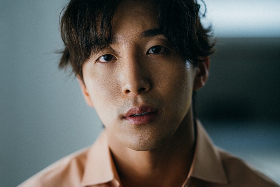 '태양 형' 동현배, iHQ 전속계약 "아낌 없는 지원 펼칠 예정"[공식]