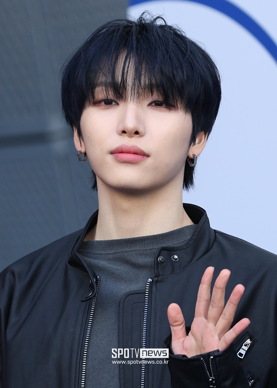 [포토S] 원어스 서호, 깊은 눈매