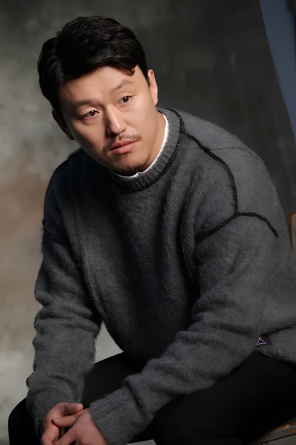 김민재, 김재중과 한 식구 됐다