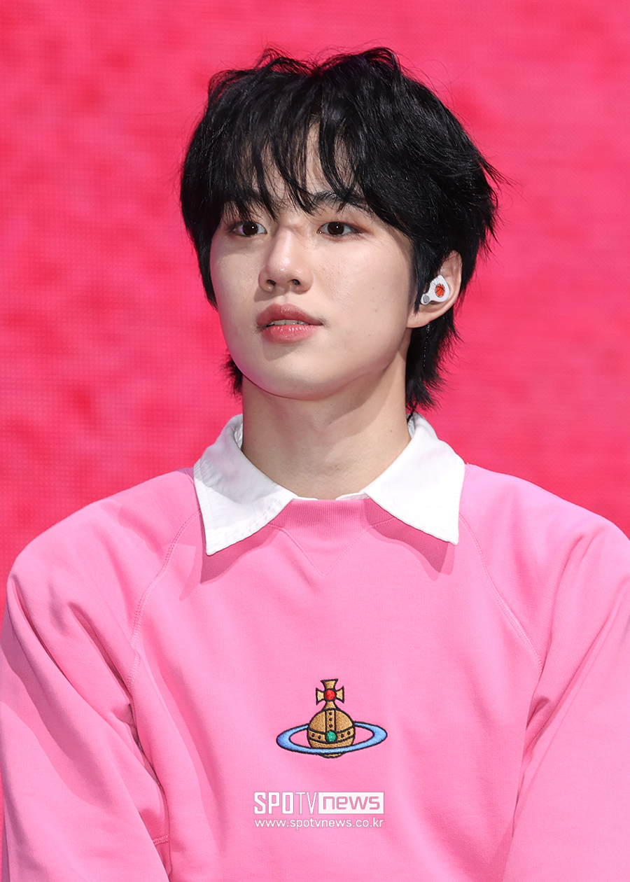 [포토S] 이븐 박지후, '핑크 핑크'