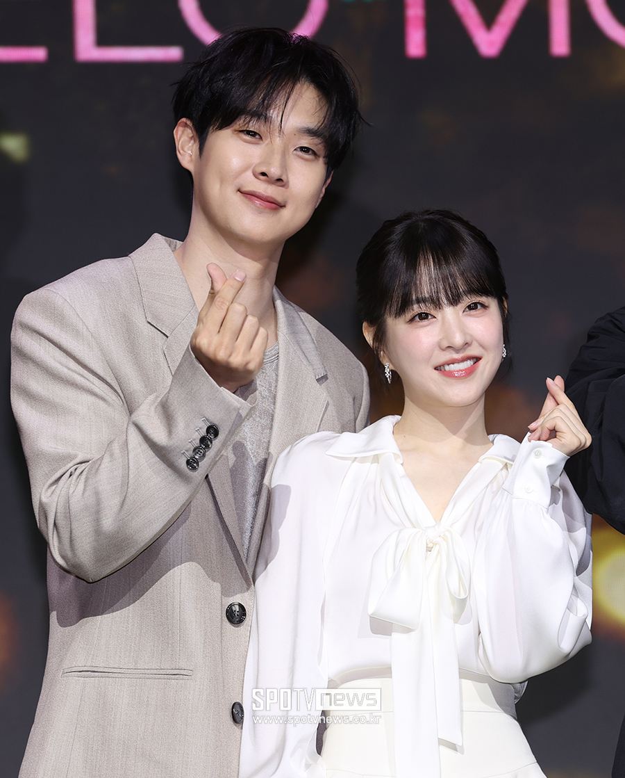 '멜로무비' 최우식 "박보영, 왜 칭찬 소문났는지 알았다…박서준·박형식도 좋아해"