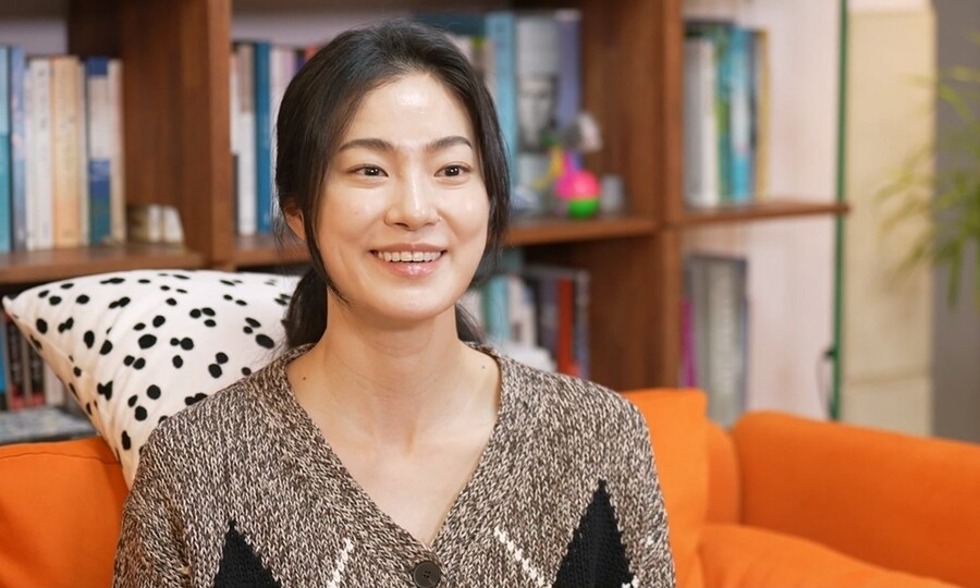 옥자연, 자취 15년차 일상 공개…채소 재배하는 '반전 일상'('나혼자산다')