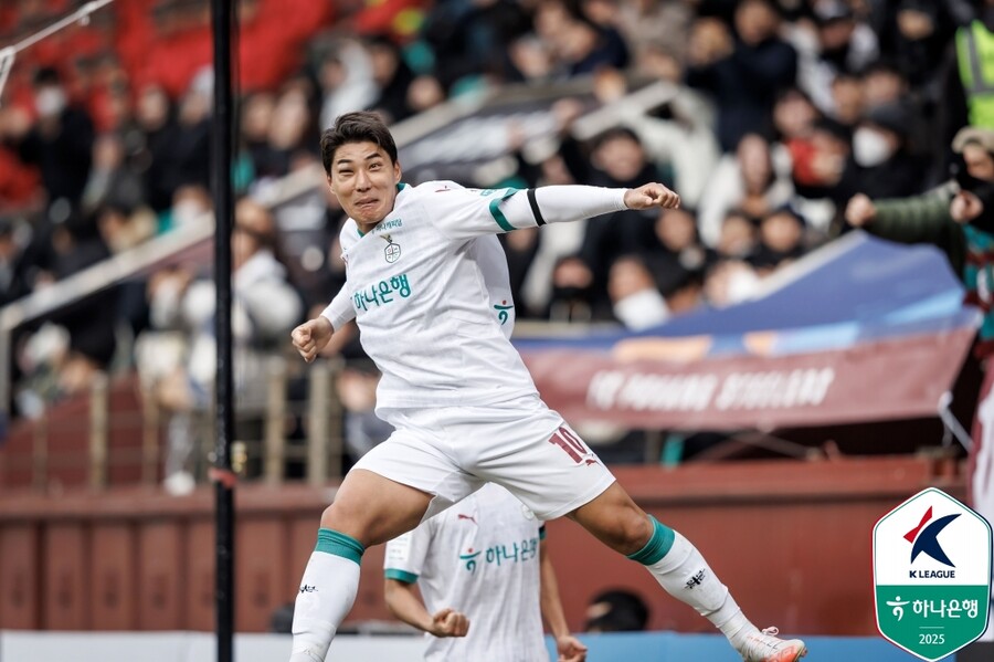 이것이 '국가대표 클래스' 주민규, 개막전부터 멀티골 폭발...대전, 포항에 3-0 완승