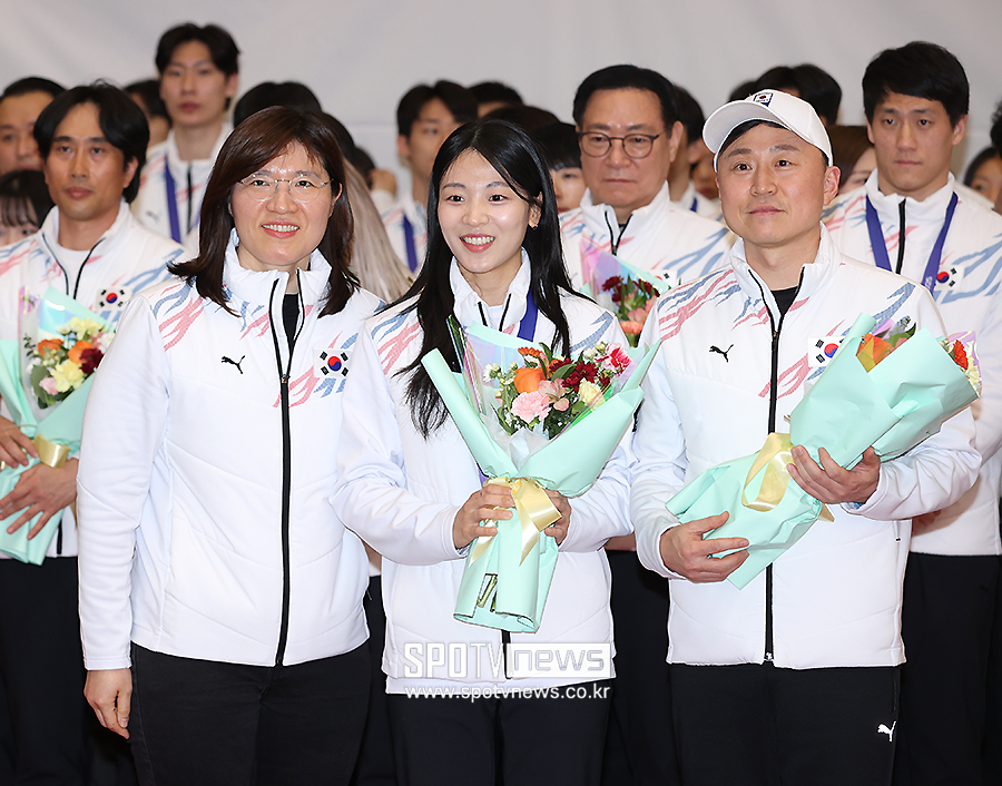 [포토S] 장미란 차관-김수지-신동호 감독, '함께 기념 촬영'
