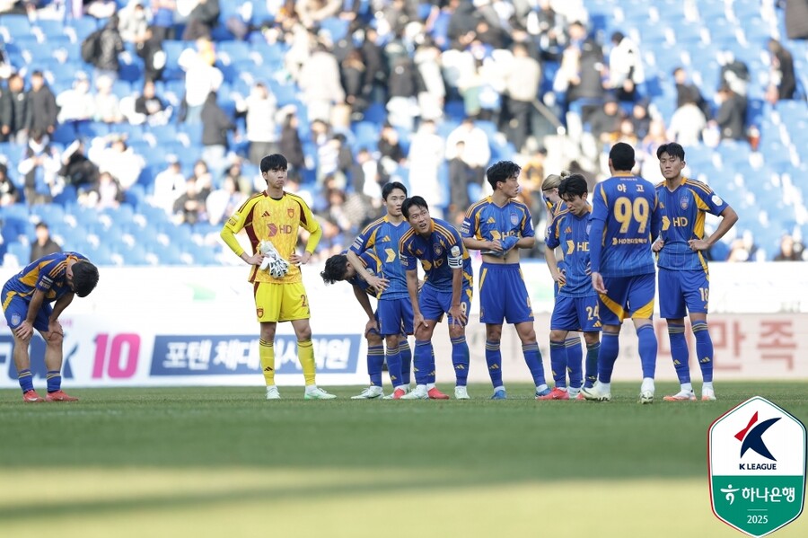 ▲ 울산이 홈 개막전에서 예상치 못한 일격을 맞았다. 승격 팀 FC안양에 0-1로 패배하면서 승점을 잃었다 ⓒ한국프로축구연맹
