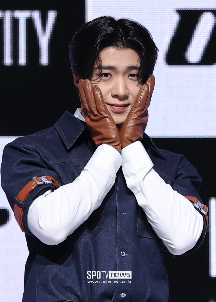 [포토S] 온앤오프 와이엇, '애교도 많아요'