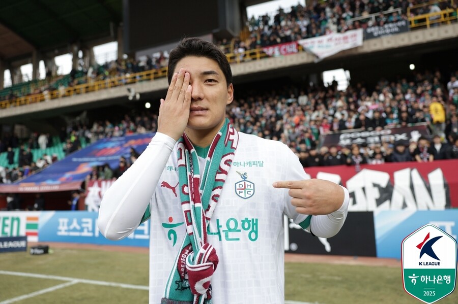▲ 황선홍 감독이 원하는 스트라이커의 능력을 보여준 주민규, 우승 후보로 평가 받는 대전 하나시티즌. 황 감독은 첫 경기를 이겼다고 고평가 받는 것을 경계했다. ⓒ한국프로축구연맹