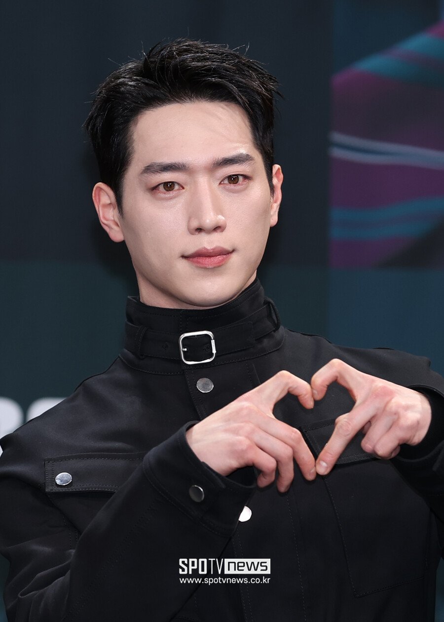 '언더커버' 서강준 "32살에 교복, 조금 창피…상탈=평소 관리 잘해서"