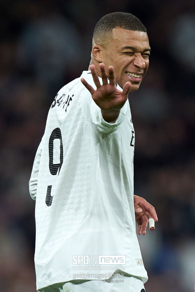 '망하긴 뭘 망해' 음바페 해트트릭, 맨시티 초토화…레알 UCL 16강 진출, 죽음의 대진 희망