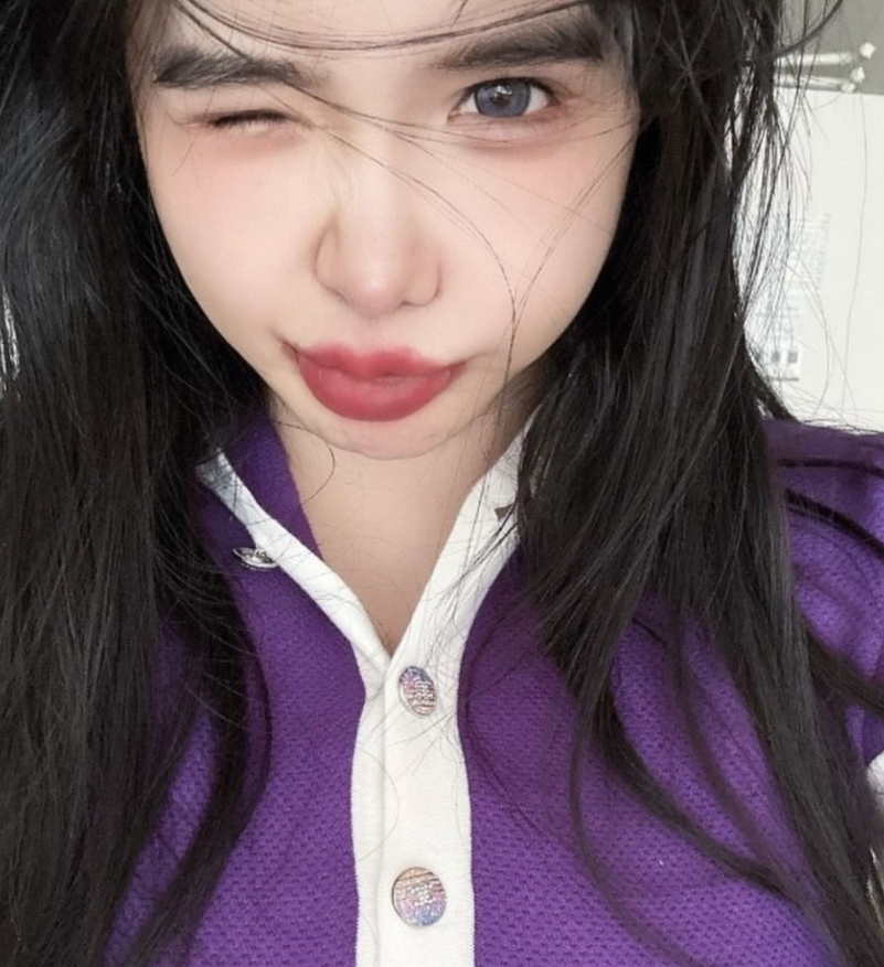 박봄, 이민호와 셀프 열애설 횡설수설 해명 "사실 혼자…이민호가 올려달라 했다"[전문]