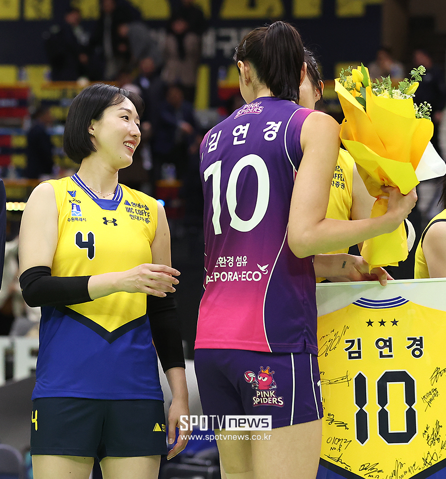 [포토S] 황연주, '(김)연경아, 그동안 고생많았어'