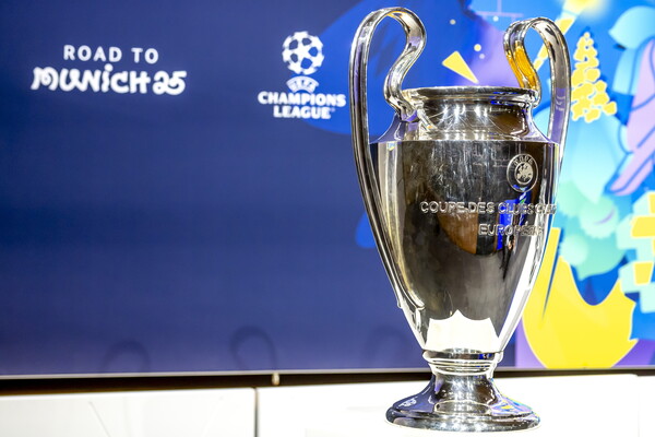 ▲ 2024-25 UCL 16강에서 이강인의 파리 생제르맹은 리버풀이라는 높은 산을 넘어야 한다.  김민재의 바이에른 뮌헨은 난적 레버쿠젠을 상대하고 황인범의 페예노르트는 인테르 밀란과 싸운다. ⓒ연합뉴스/EPA