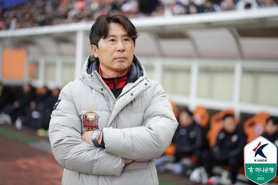 감독으로 상암 첫 방문 유병훈 "서울이 텃세가 있다고 느껴, 팬들의 한 잘 안다"