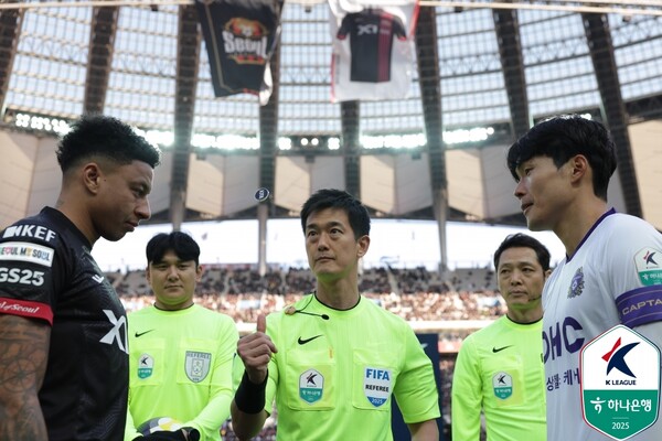 ▲ FC서울 제시 린가드는 올 시즌 주장을 맡아 팀을 이끌고 있다. ⓒ한국프로축구연맹