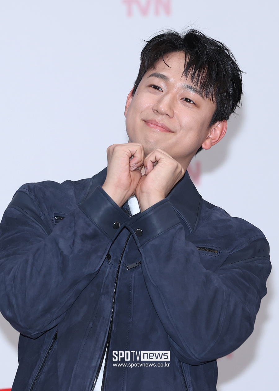 [포토S] 신현승, 감자 하트!
