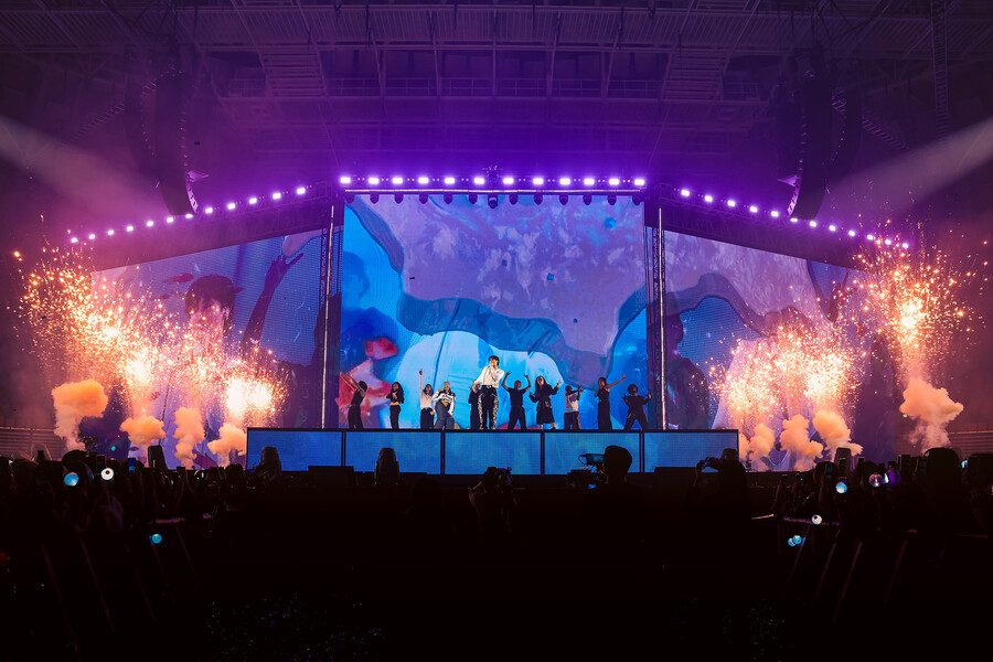 BTS 제이홉 "신곡 '스윗 드림스', 아미 향한 세레나데…요즘 세상 사랑 부족해"