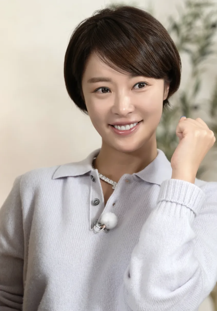 '이혼2년차' 황정음 "행복 감출 수 없어" 글에 '이혼 13년차' 오정연 "솔로라 찐행복" 댓글