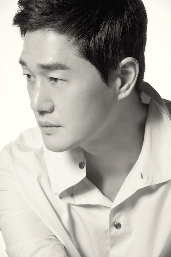 유지태, 이병헌과 결별해놓고 이민정과 한식구 됐네
