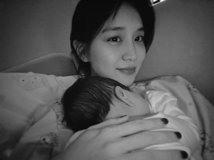 상 받고 임신 알린 정유민, 엄마 됐다…소속사 "득남 맞다"