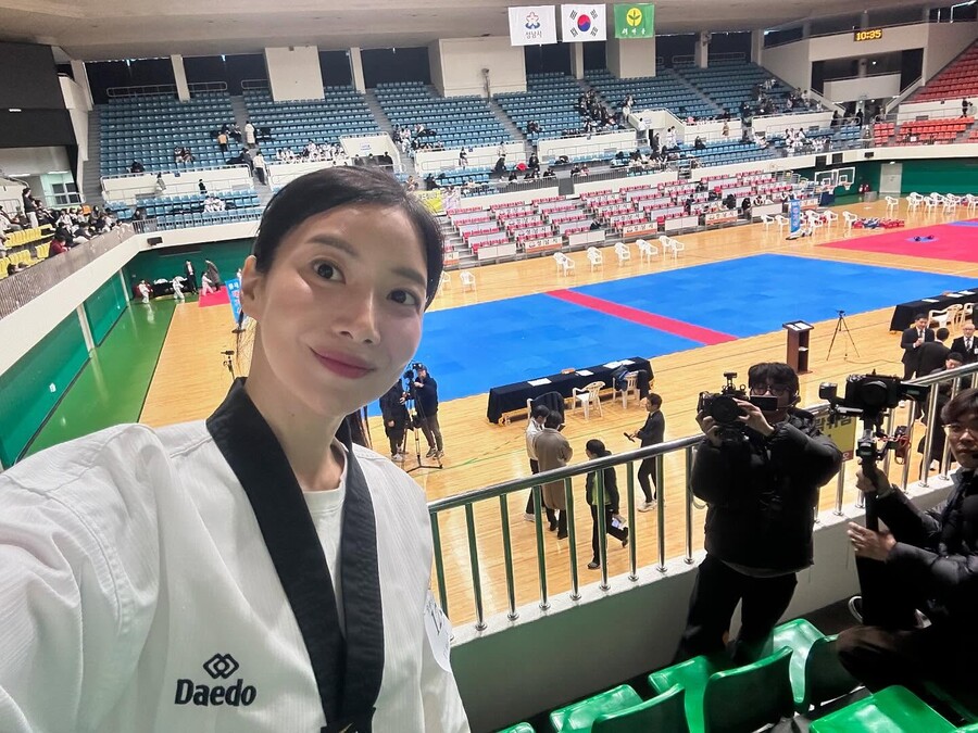 윤세아, 무술 유단자 됐다 "태권도 1단 승급 합격"