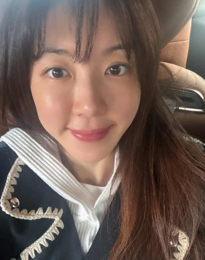 '6년만에 복귀' 박한별, 앞머리 싹뚝 자르고 이미지 변신