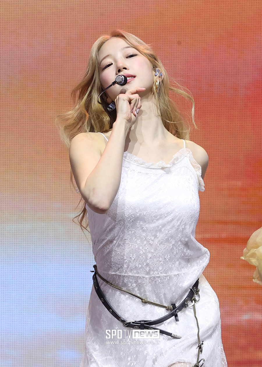 [포토S] 르세라핌 카즈하, 매혹적인 자태