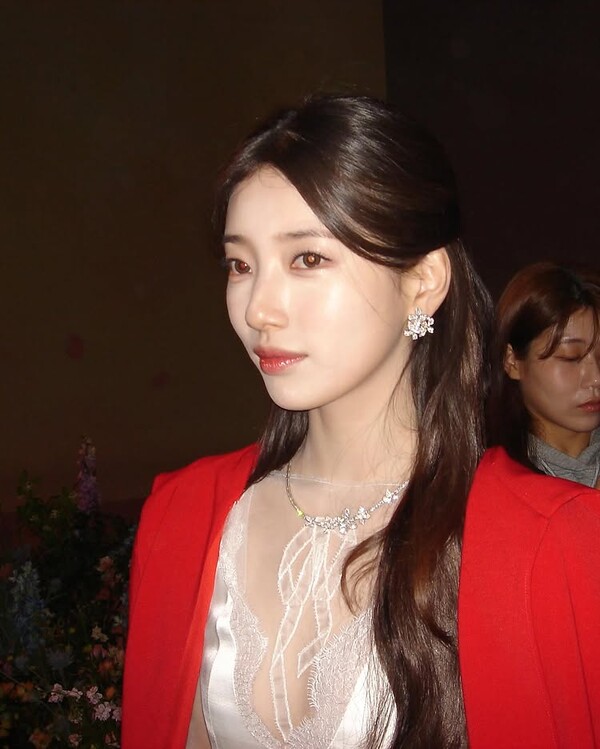 ▲ 출처|수지 인스타그램