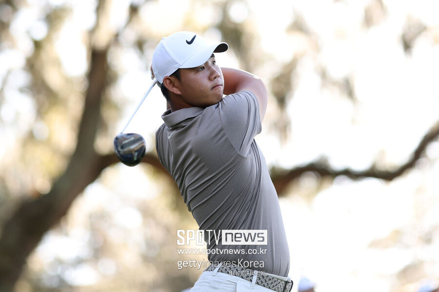 김주형, PGA 플레이어스 챔피언십 3라운드 공동 22위…선두와 8타 차 