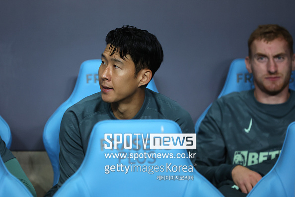 “손흥민 계약 해지 통보” 비난 폭주, 토트넘 현지 팬 또 폭발…SON 45분 출전 “토트넘 풀럼에 0-2 졸전패”
