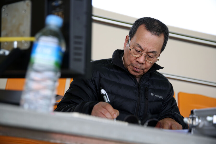 '축구중계 레전드' 송재익 캐스터, 암투병 끝 별세…향년 82세