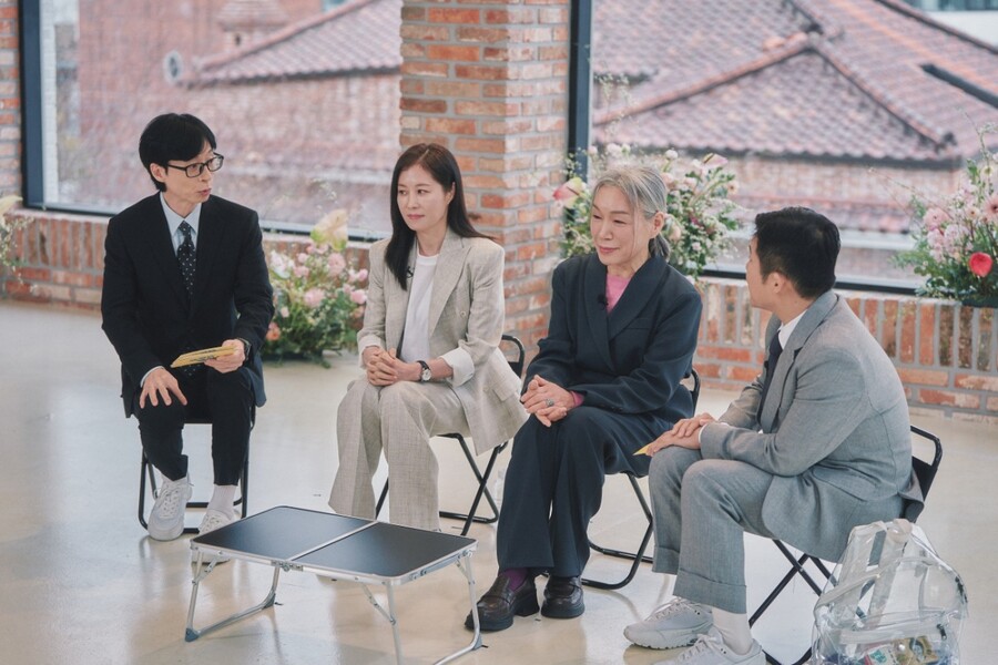 문소리, '일흔에 배우 데뷔' 母와 '유퀴즈' 출연…"'폭싹' 대본 보자마자 눈물" 고백