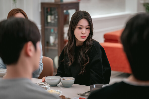 '빌런의 나라' 한성민, 첫 시트콤 도전…예측불허 캐릭터로 변신