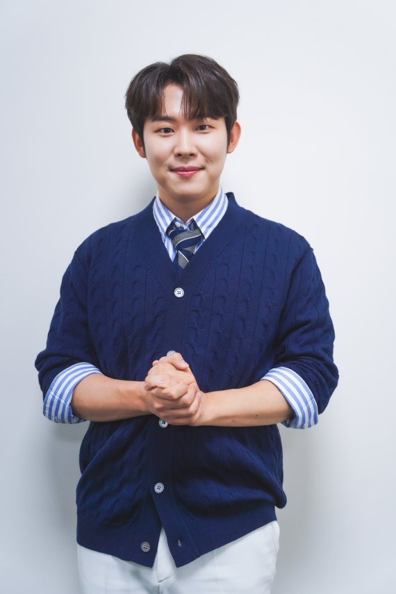 '미스터트롯2' 진욱, 이미 애아빠였다 "무대 서지 못할까봐 용기 못내"[전문]