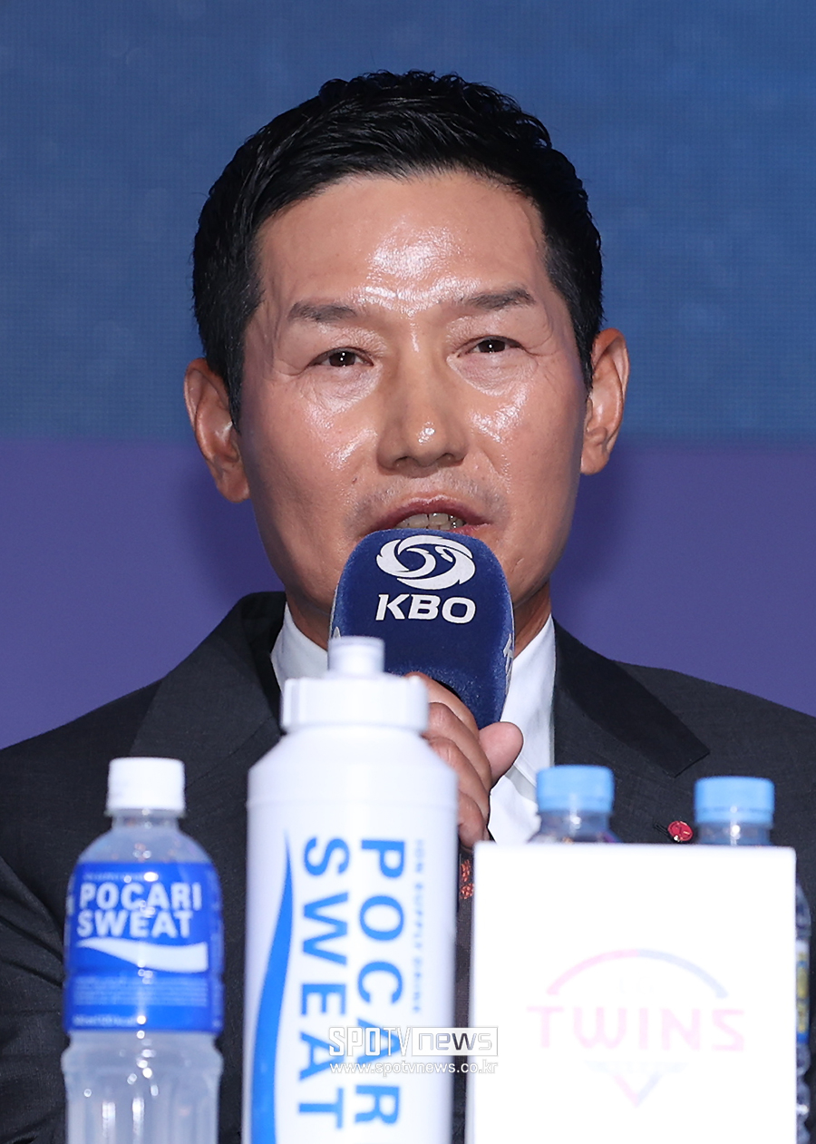 "이호준 감독님, 쉽지 않습니다" 염갈량 뼈있는 한마디 왜? 938승 노감독은 "하고싶은 대로 해" 격려