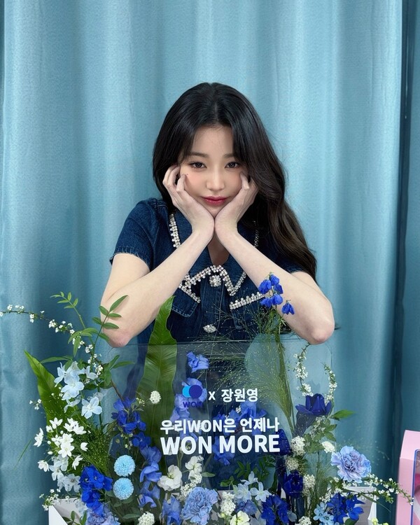 ▲ 우리은행 모델로 활약하는 등 광고계에서도 주목받는 장원영. 제공|스타쉽엔터테인먼트