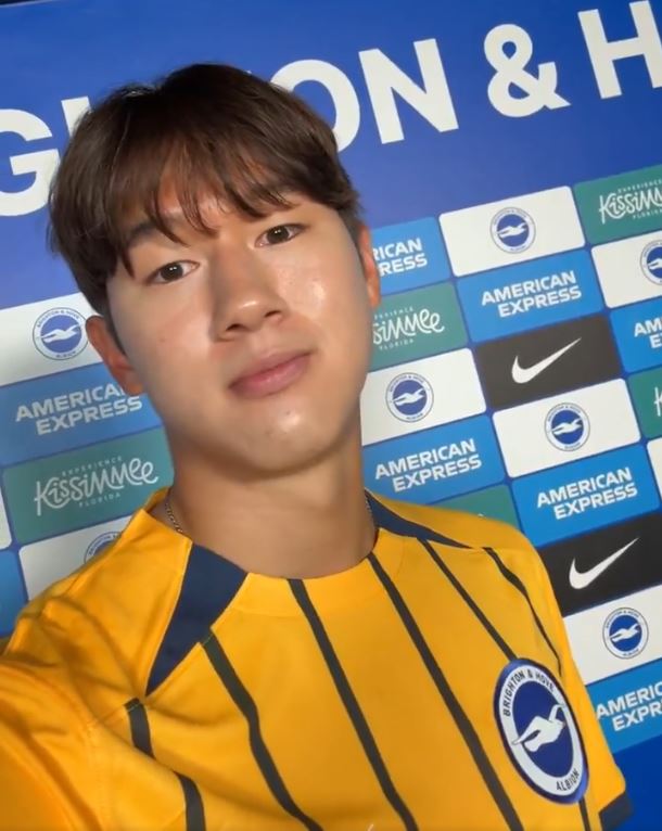 [공식발표] EPL 브라이턴 이적 확정, “너무 기쁘다 곧 만나자” 한국인 10대 프리미어리거 또 탄생…윤도영 5년 계약 발표