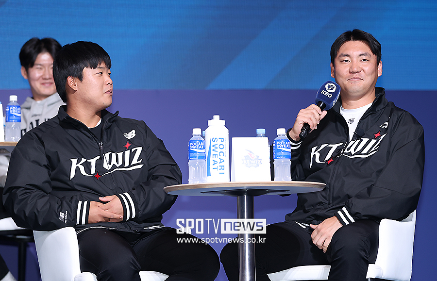 ▲ 미디어데이에 참석한 강백호(왼쪽)와 장성우 ⓒ곽혜미 기자