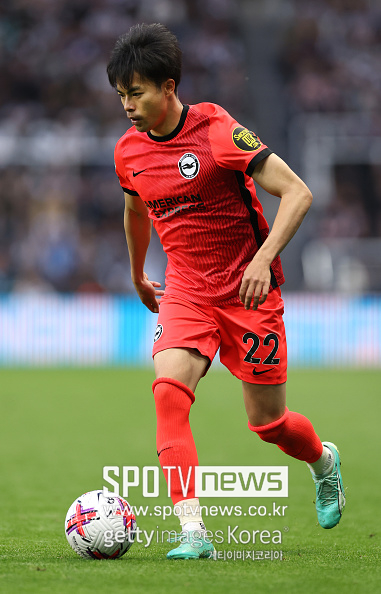 SON 몸값 뛰어넘은 ‘일본 톱 플레이어’…맨유 영입 관심 “이적할 수 있다” 구단 공식 인정