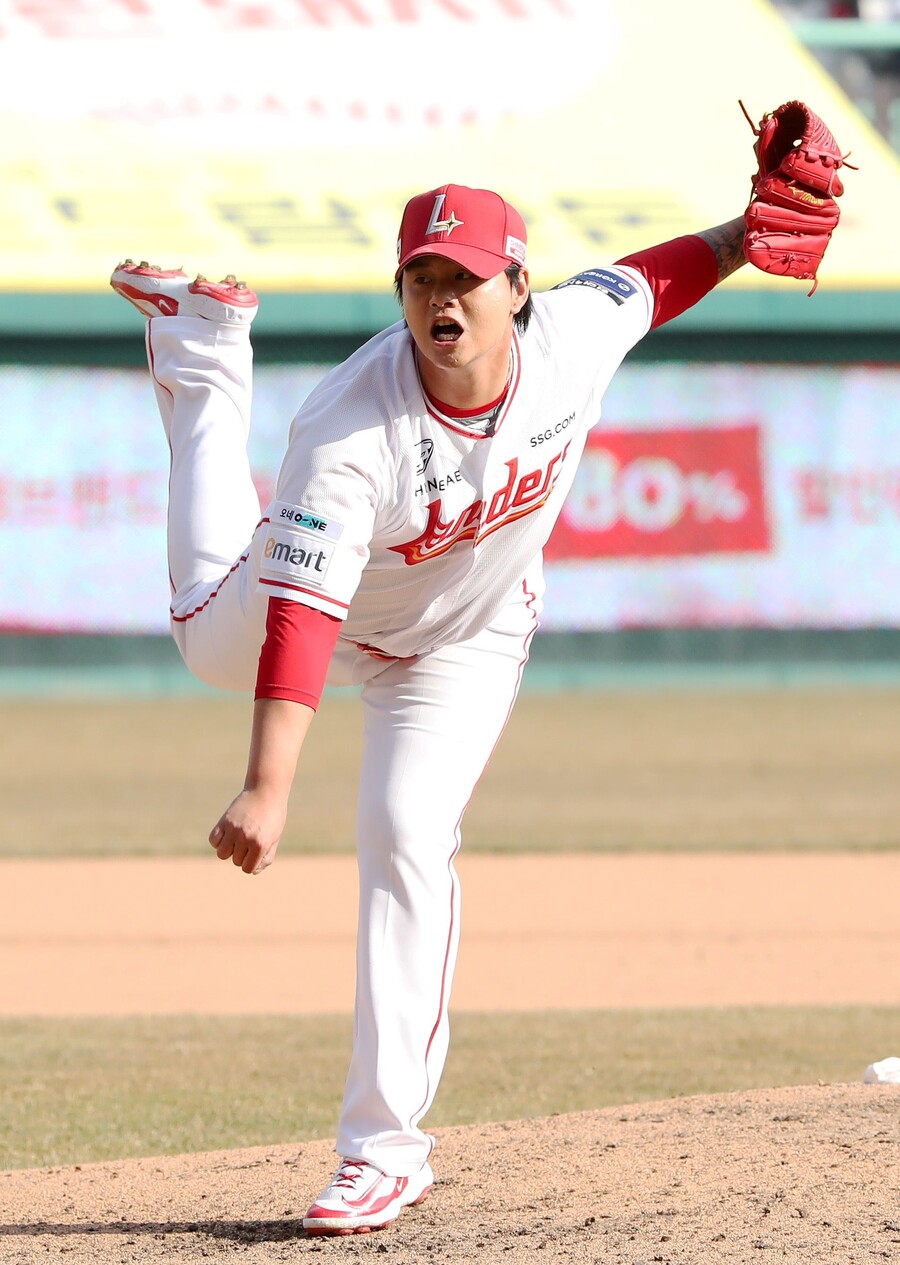 ▲ 올해 SSG의 필승조 요원으로 큰 기대감을 모으고 있는 김민 ⓒSSG랜더스