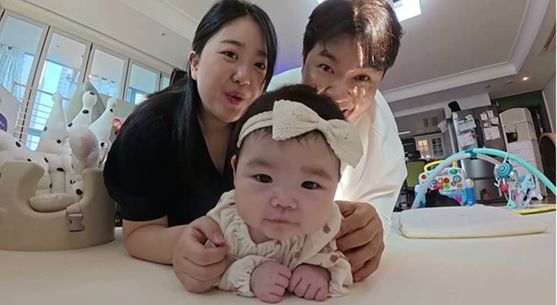 '박수홍 딸' 재이, '슈돌' 신기록 세웠다…생후 4개월에 뒤집기 성공