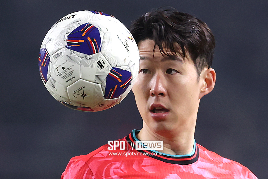 [속보] 손흥민 도움 폭발! 한국 5분 만에 선제골…이재성 골망 흔들었다